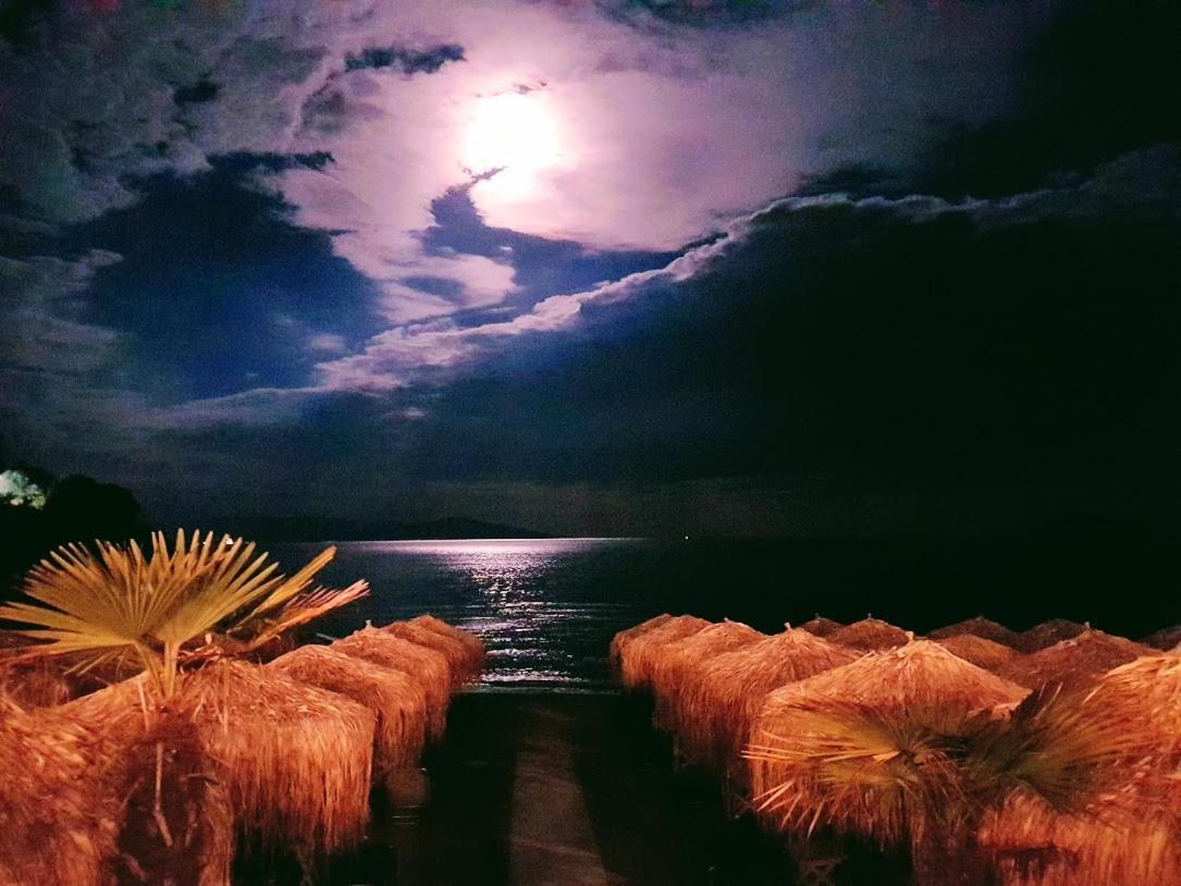 Haus Elena Aparthotel Kavala Bagian luar foto