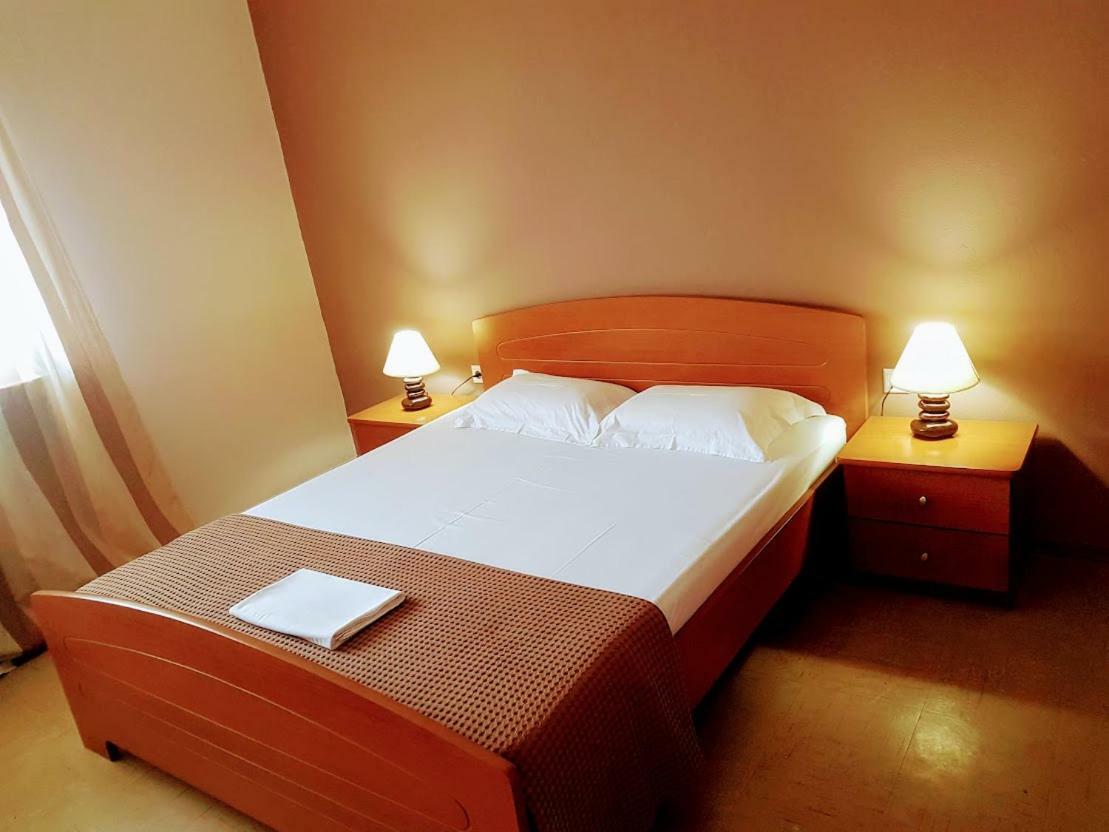 Haus Elena Aparthotel Kavala Bagian luar foto